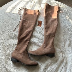 Women’s over the knee boots